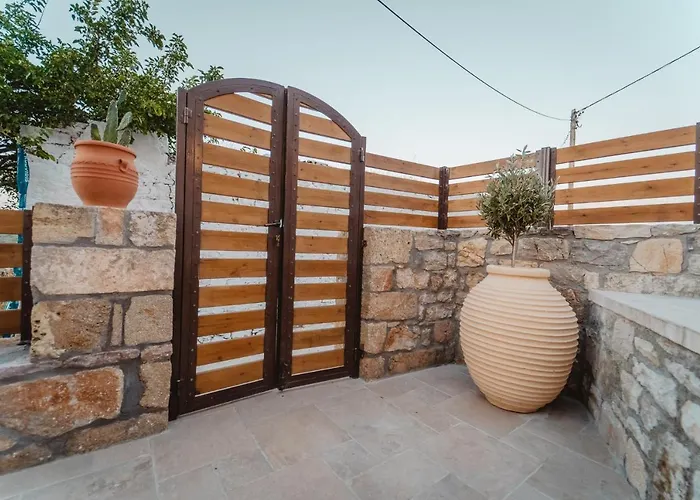 Kythera Secrets Suites