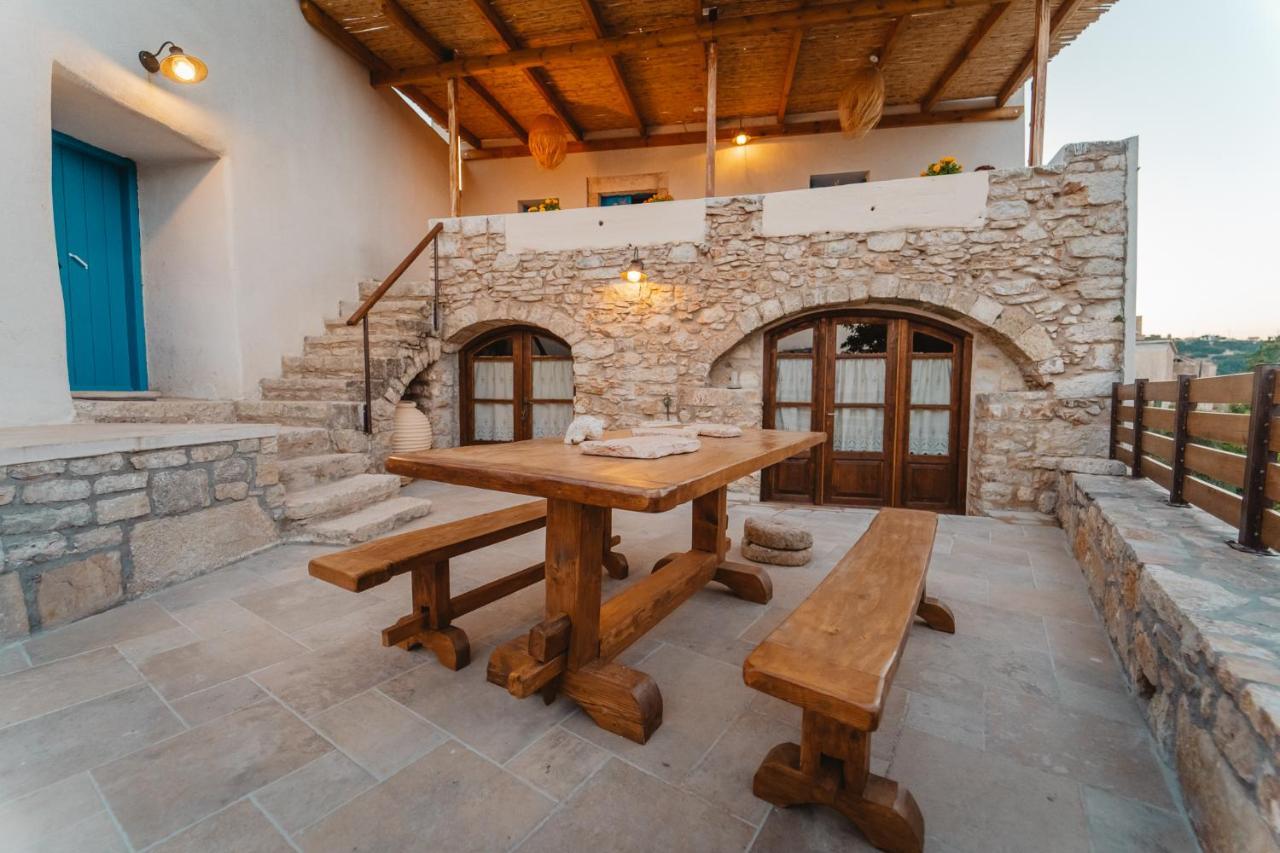 Kythera Secrets Viaradika